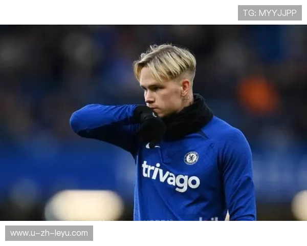 切尔西高位逼抢创造单刀，穆德里克挑射偏出